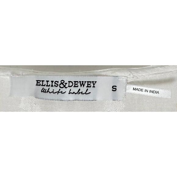 Ellis & Dewey Women's White V Neck Blouse Ruffle Neck Heart Embossed Embroidered - Picture 6 of 9
